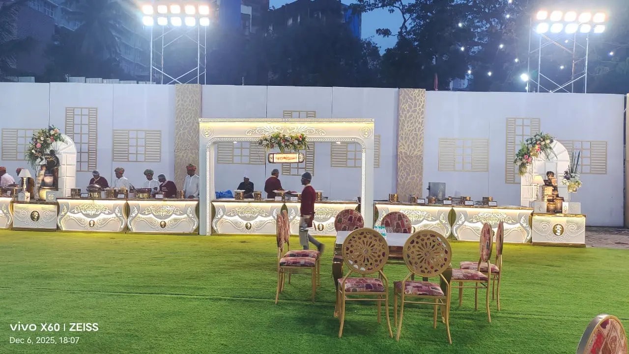 Premium buffet catering food presentation by Shree Caterers, Vashi, Navi Mumbai